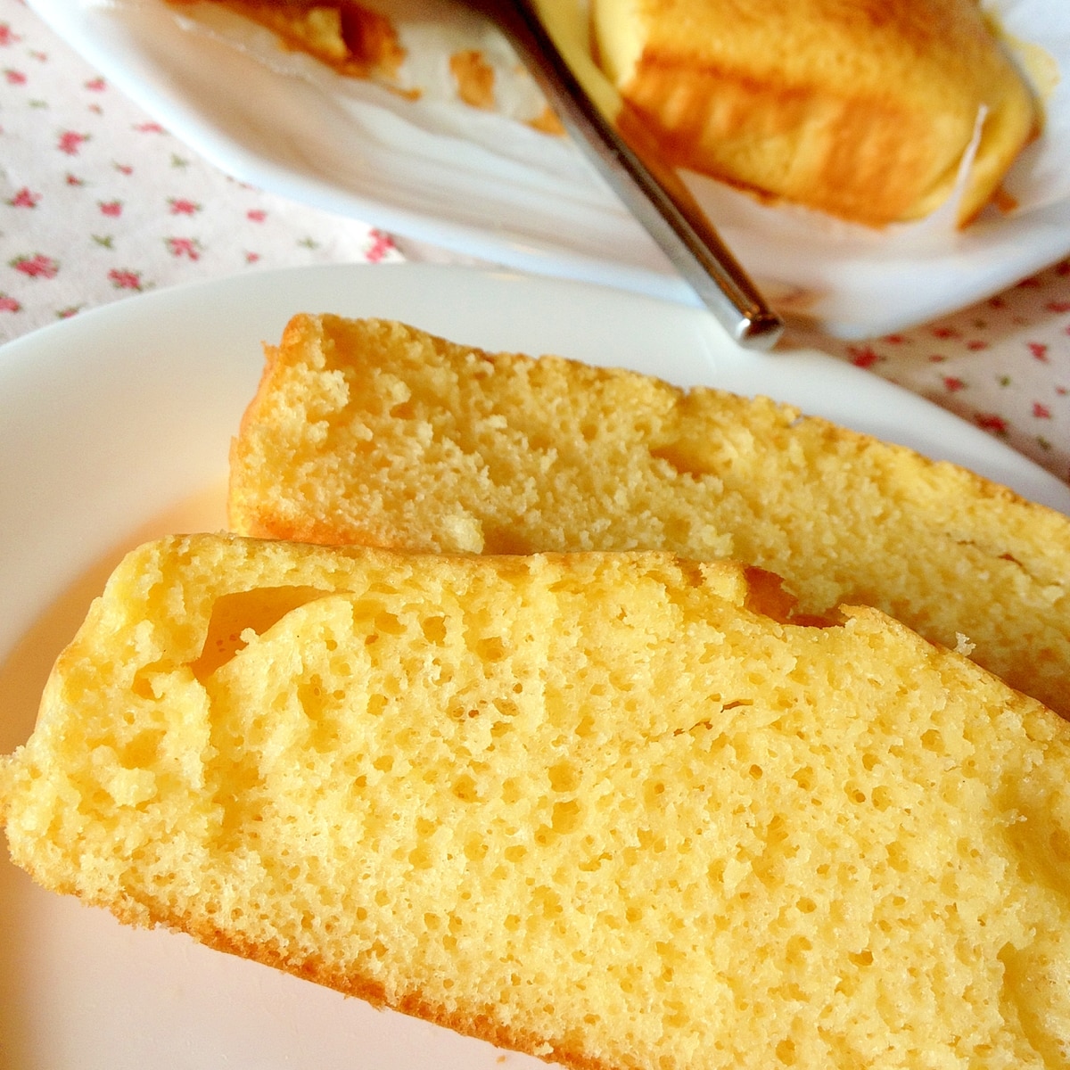 Hmで簡単 ふわふわ ほんのりレモン風味のケーキ レシピ 作り方 By ななじまる 楽天レシピ Hmで簡単 ふわふわ ほんのりレモン風味のケーキ レシピ 作り方 By ななじまる 楽天レシピ